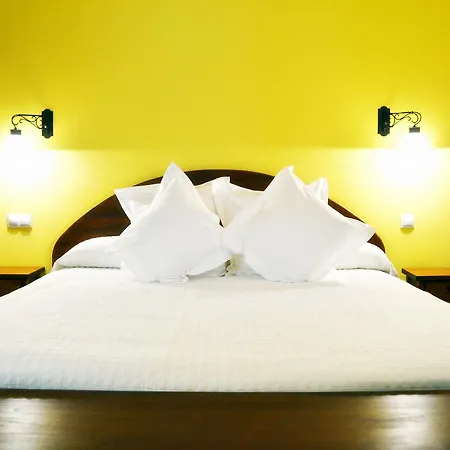 Guest house La De Quijada *